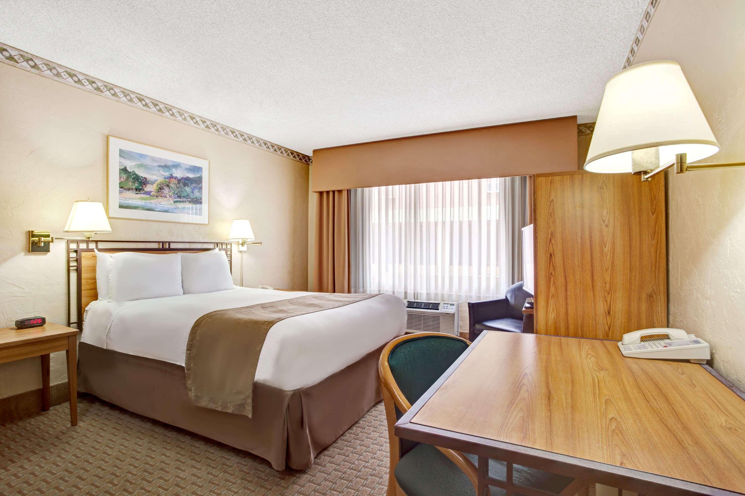 Travelodge By Wyndham Seattle By The Space Needle Eksteriør billede