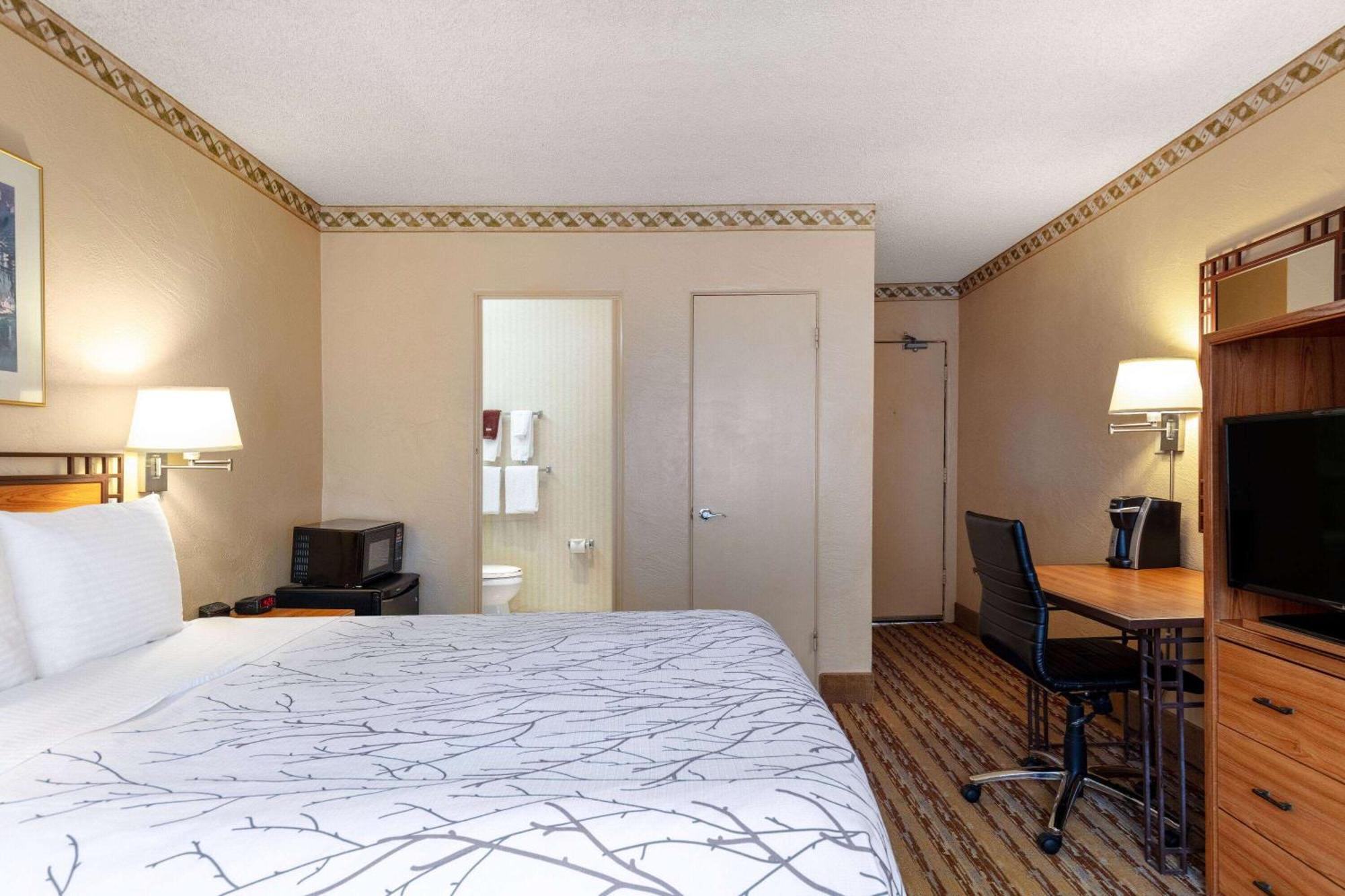 Travelodge By Wyndham Seattle By The Space Needle Eksteriør billede